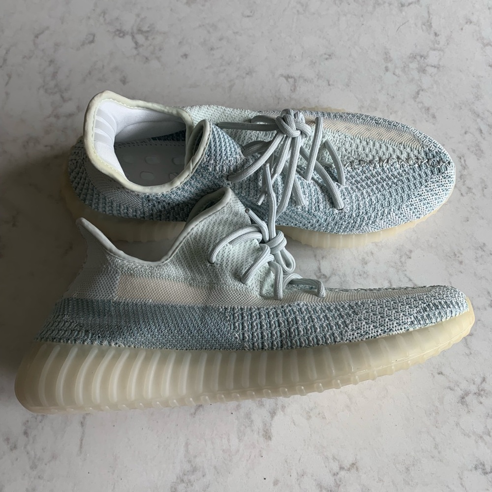 Authentic Yeezy Men’s Sneakers